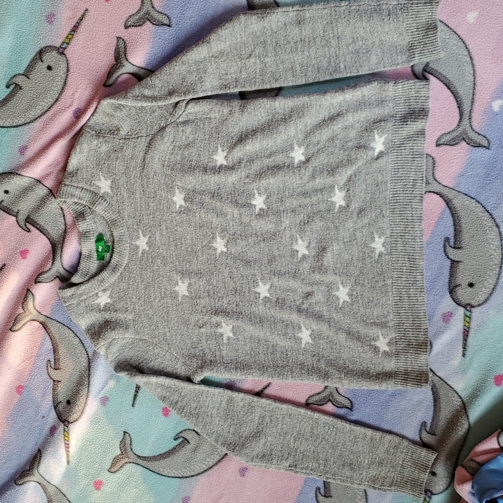 DIP grey star sweater sz XL